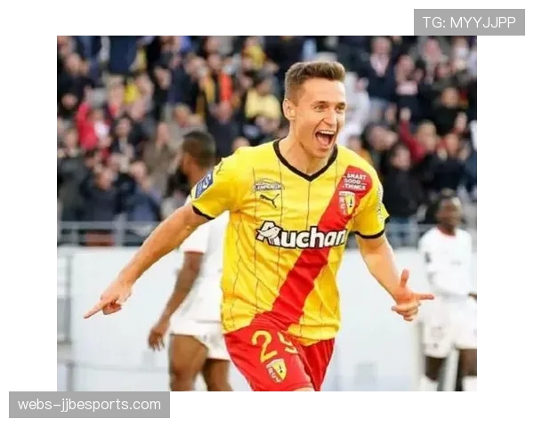 朗斯主场冲冠，图卢兹残阵硬抗：3-4-2-1同阵型对决